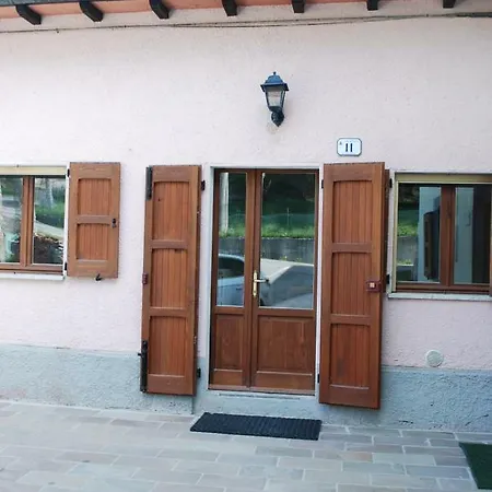 Casa Rosa Sull'appennino Tosco Emiliano *